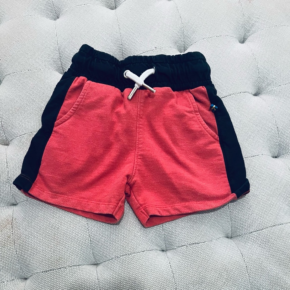 THE BRAND 92/98cm red melange shorts